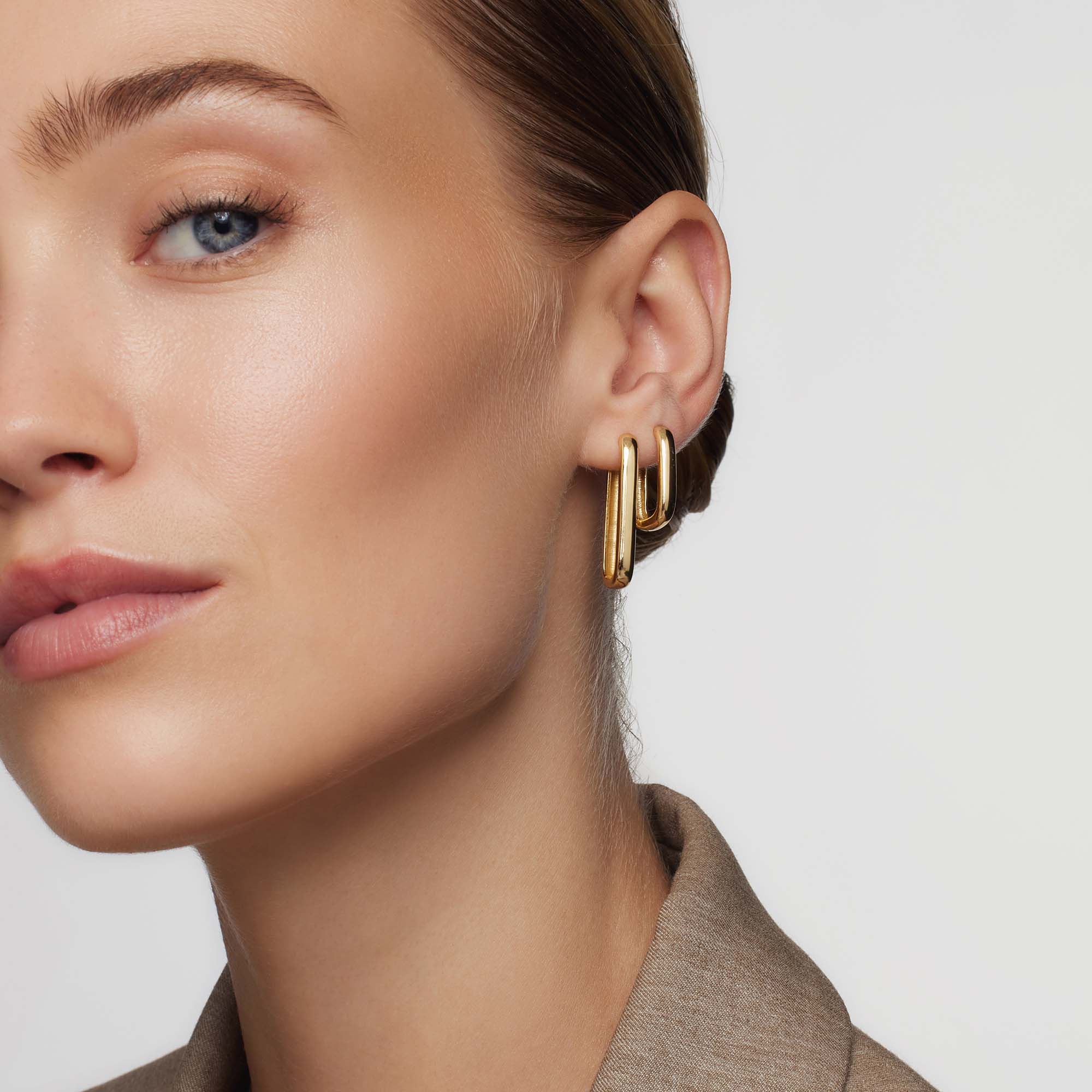 Duże Kolczyki Koła w Złotym Kolorze – Elegancka Biżuteria 2