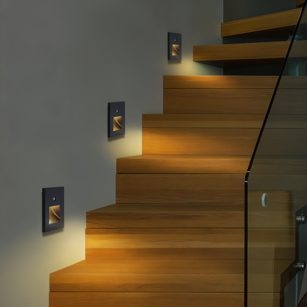 Lampa schodowa LED z czujnikiem ruchu do użytku wewnątrz pomieszczeń 1