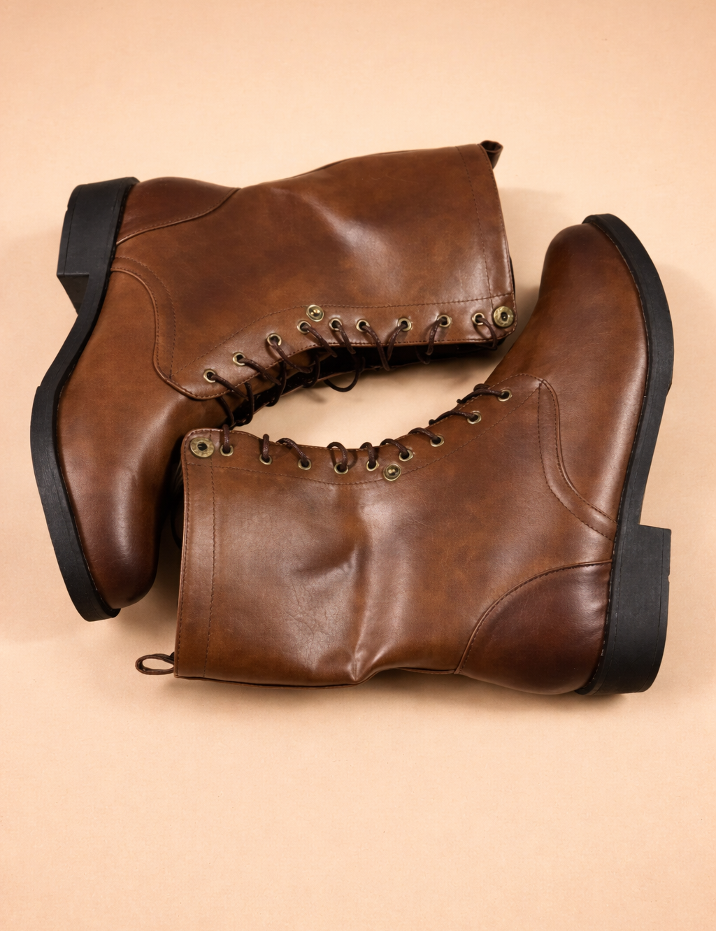 Women_sRetroLace-UpBoots4.png