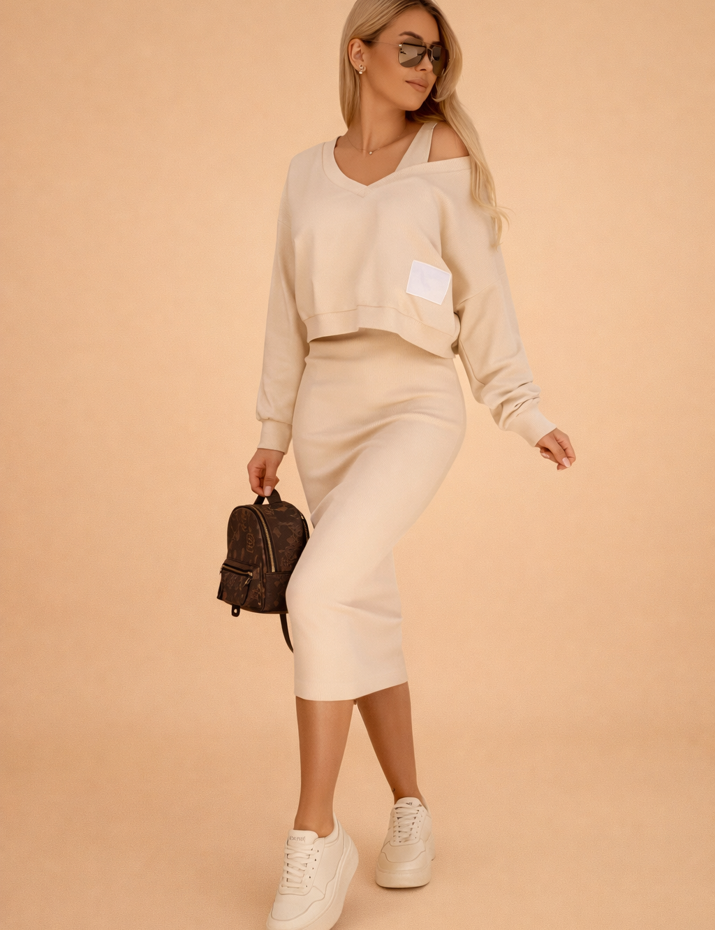 womens-two-piece-outfit-set-modern-elegant-silhouette2.png